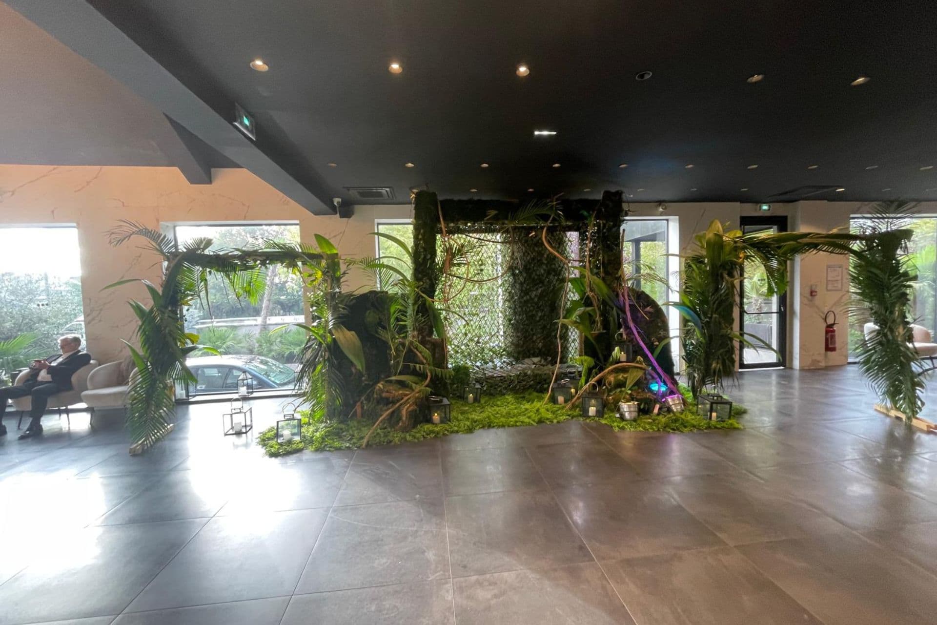 Ritz Plaza - Photo 1